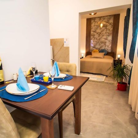 Simo Apartments Airport ポドゴリツァ 部屋 写真