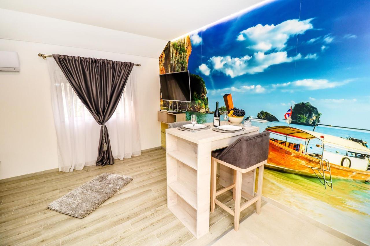 Simo Apartments Airport ポドゴリツァ エクステリア 写真