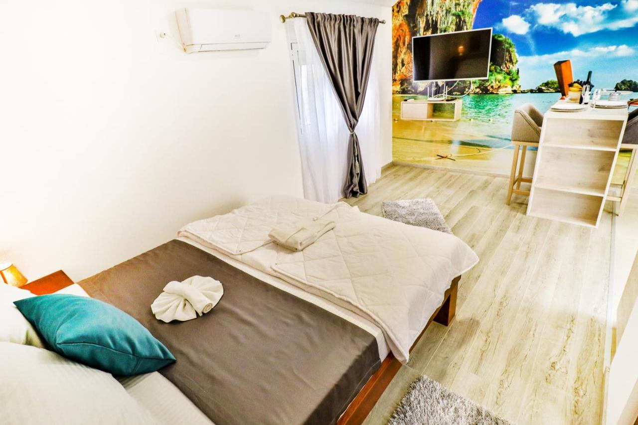 Simo Apartments Airport ポドゴリツァ エクステリア 写真
