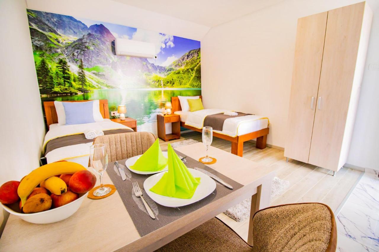Simo Apartments Airport ポドゴリツァ エクステリア 写真