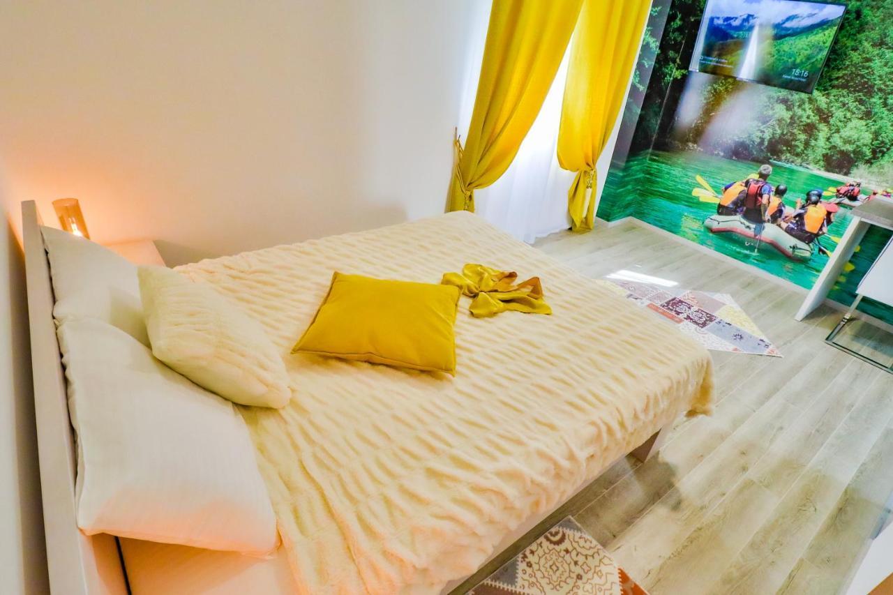 Simo Apartments Airport ポドゴリツァ エクステリア 写真