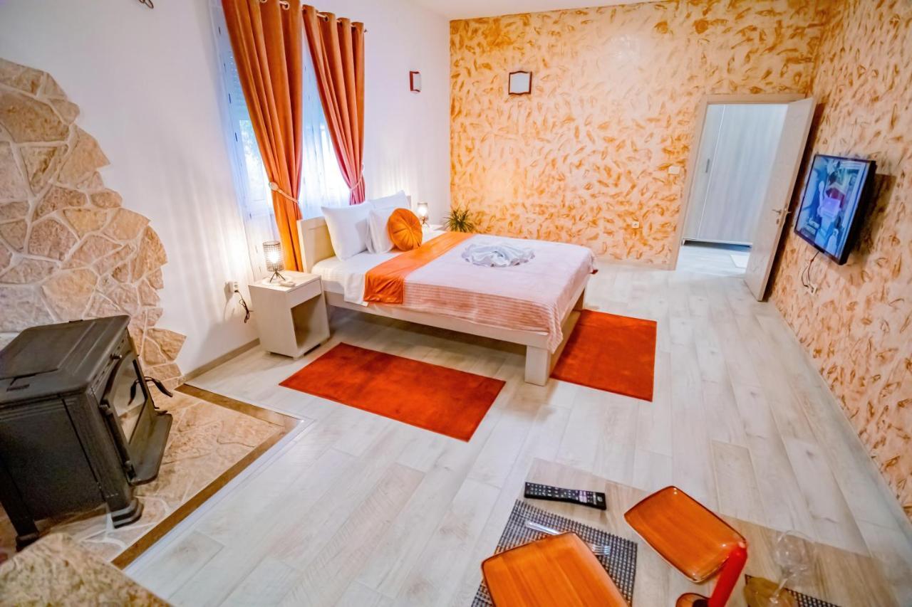 Simo Apartments Airport ポドゴリツァ エクステリア 写真
